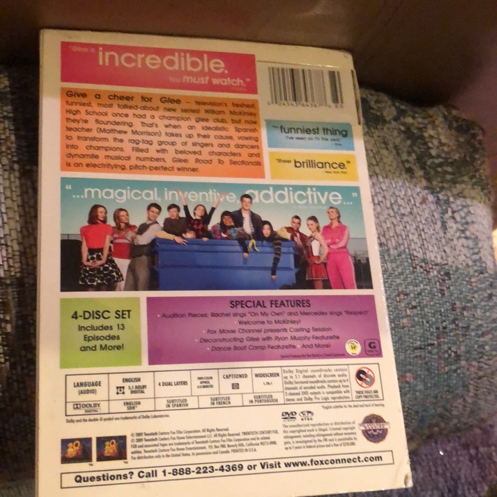 Glee - Picture 2 of 2